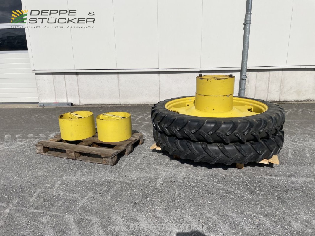 Michelin Zwillingsräder 230/95 R48 incl. Kupplungen gebraucht – Reifen und Felgen – Baujahr 2015 – Produktbild 1