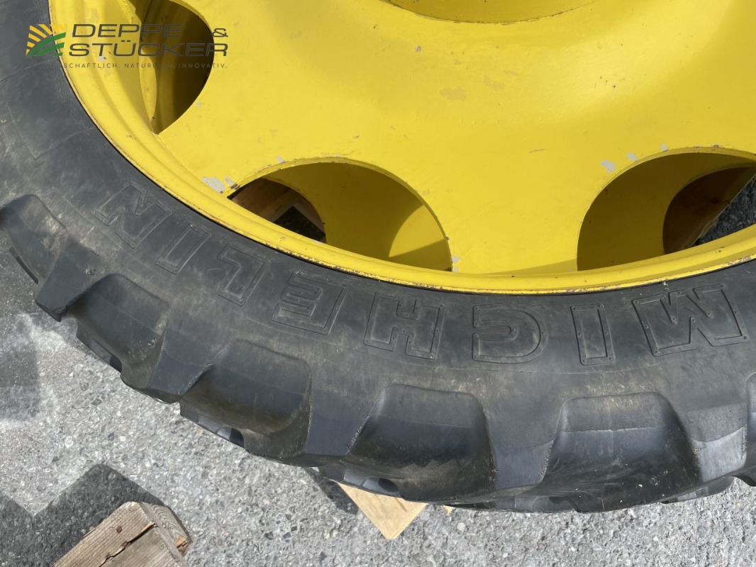 Michelin Zwillingsräder 230/95 R48 incl. Kupplungen gebraucht – Reifen und Felgen – Baujahr 2015 – Produktbild 8