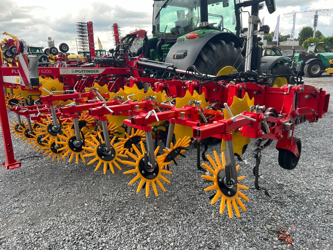 Pöttinger Flexcare V 6200 Rollhacke gebraucht – Trailer und Anhänger – Baujahr 2023 – Produktbild 5