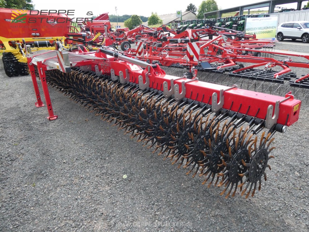 Pöttinger Rotocare V 8000 Rollhacke gebraucht – Trailer und Anhänger – Baujahr 2023 – Produktbild 4