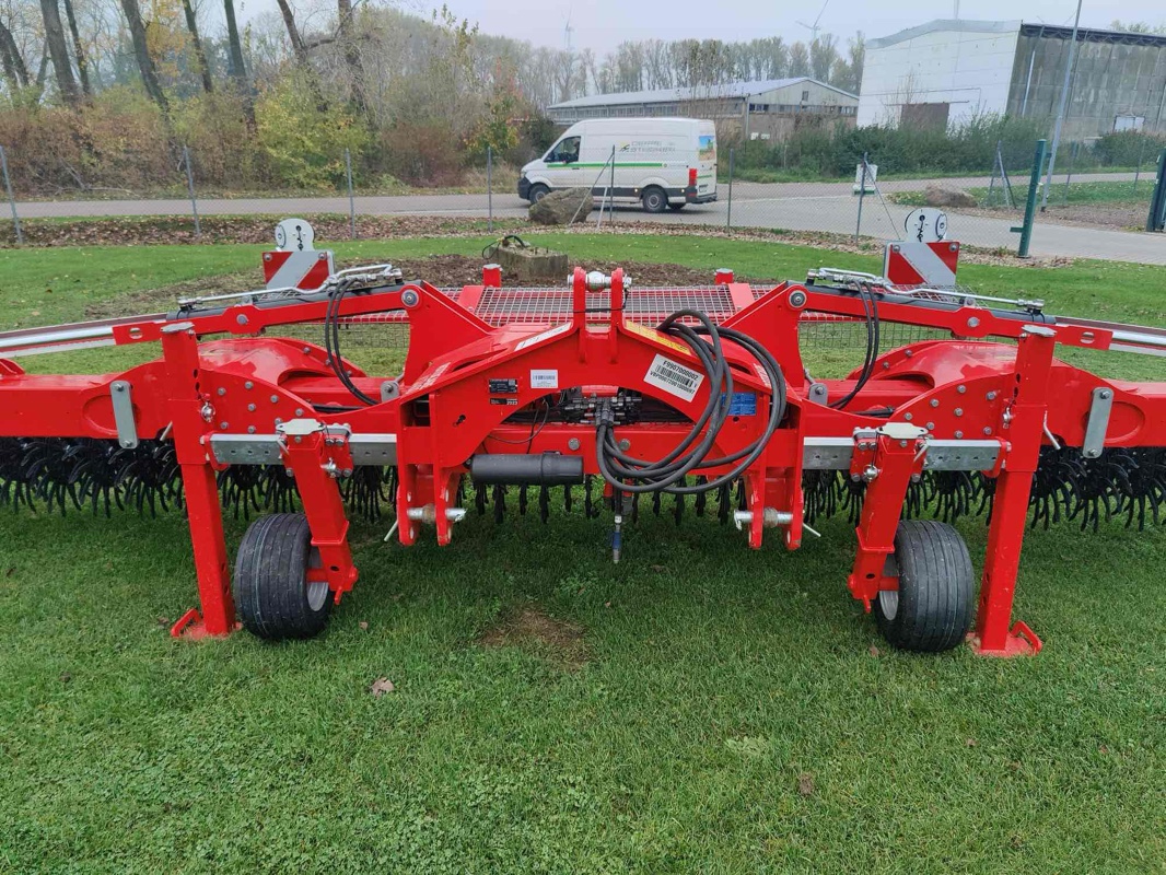Pöttinger Rotocare V12400 gebraucht – Trailer und Anhänger – Baujahr 2023 – Produktbild 4